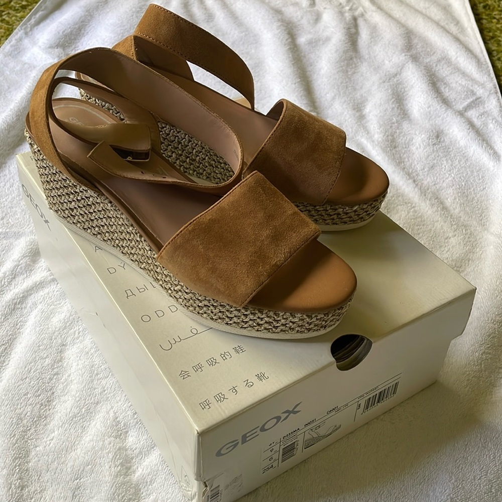 Geox Platform Sandals with Ankle Strap NIB Size 39